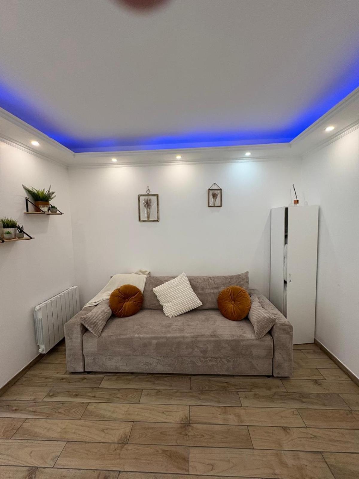- Face Apartamento Deauville